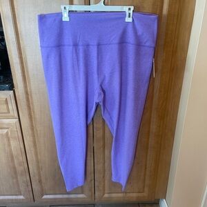 76. NWT Beyond Yoga Leggings